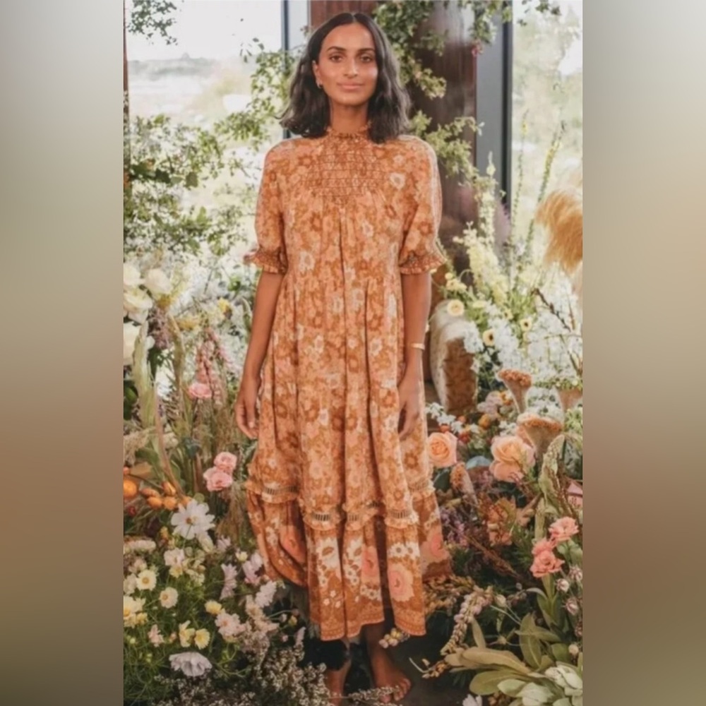 Spell & Gypsy dress Anne Midi Gown - Peach